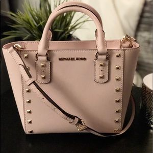 Micheal Kors Sandrine crossbody